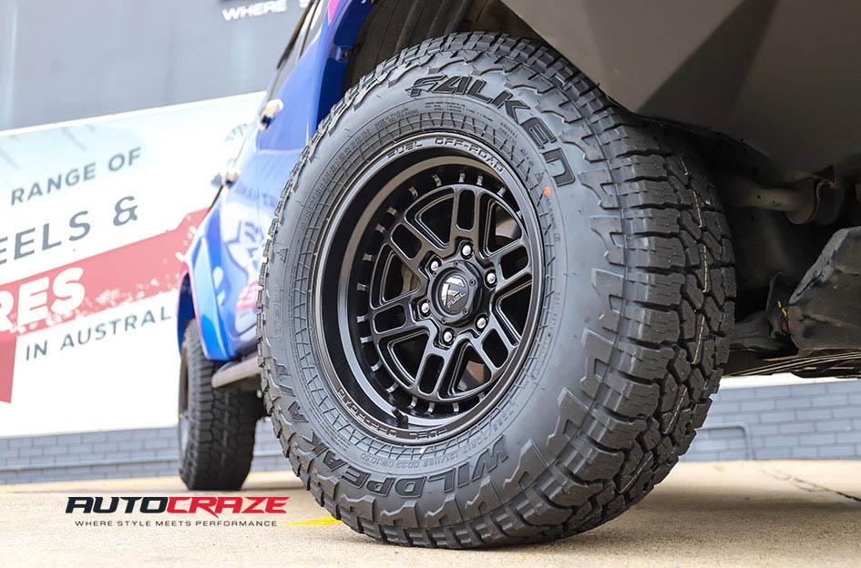 TOYOTA HILUX N80 4WD NITRO MATTE BLACK